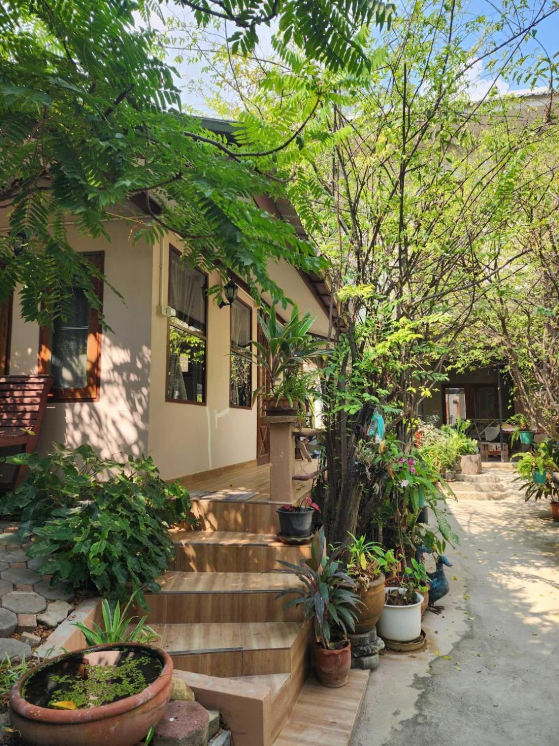Loy Manee House Bed & Breakfast Пра Након Си Аютая Екстериор снимка